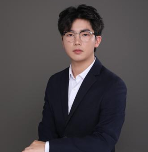 杨溢