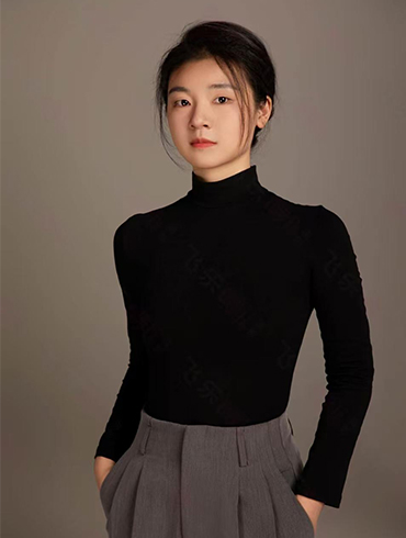 王少佳